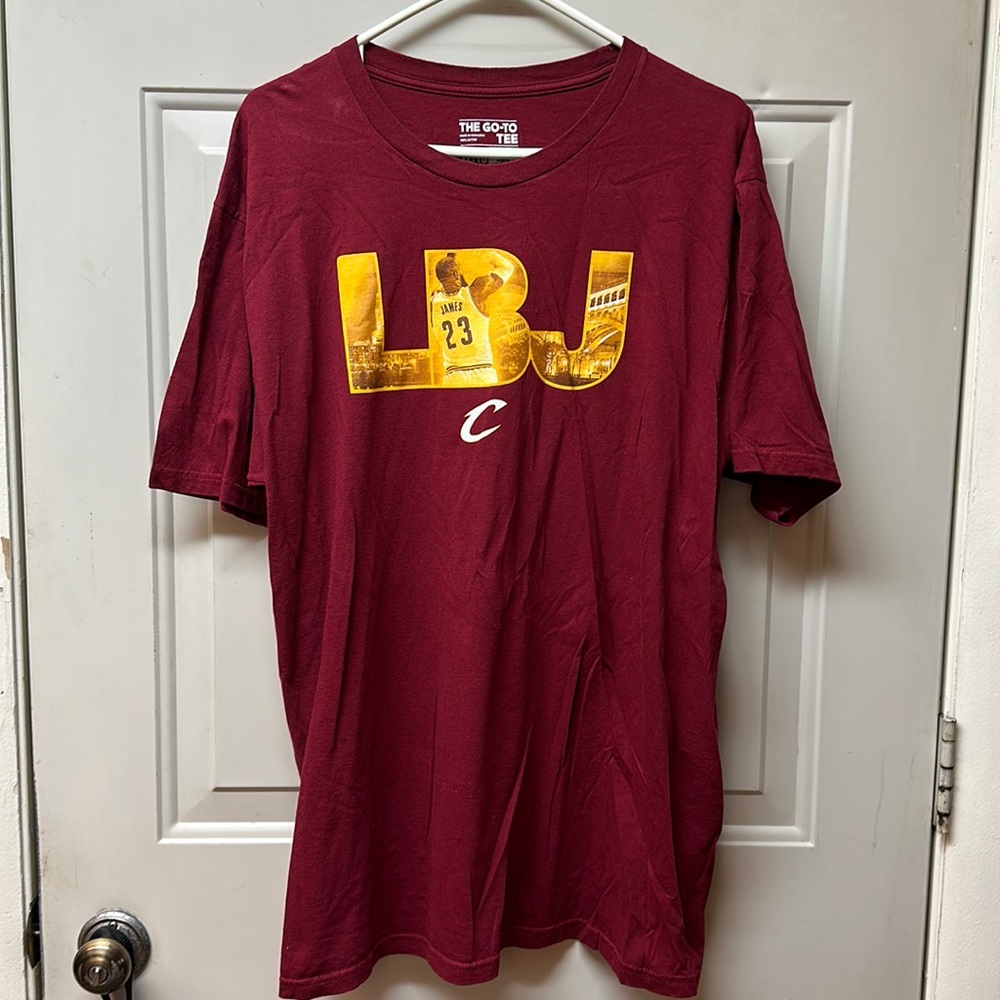 LBJ Cleveland Cavs shirt, size xl